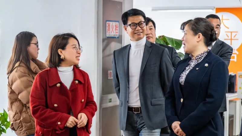 广州产品宣传片拍摄场景布置：打造视觉盛宴的五大技巧