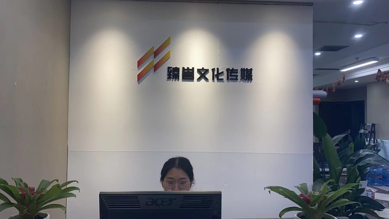 小团队如何借助直播代运营合作模式实现高效增长？**